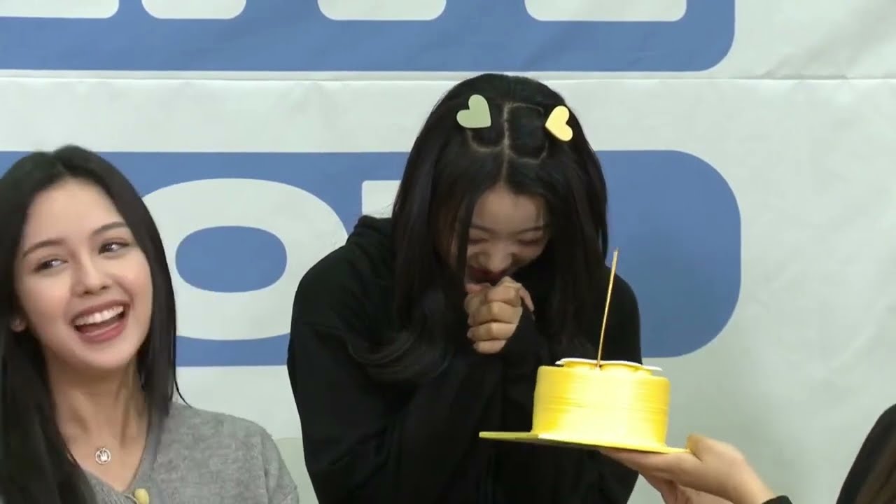 MOMENTS WHEN HAEUN DOES NOT CONSIDER HERSELF AS A MAKNAE