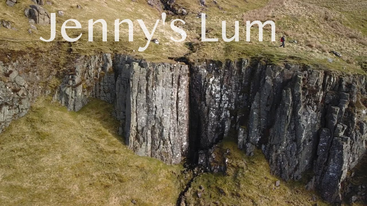 Spectacular Scottish Hill Hike - Jenny's Lum to Dumbreck (Campsie Fells)