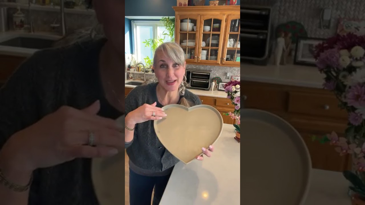 Pampered Chef - Heart STONE - perfect for heart treats or meals for 2 or 3!