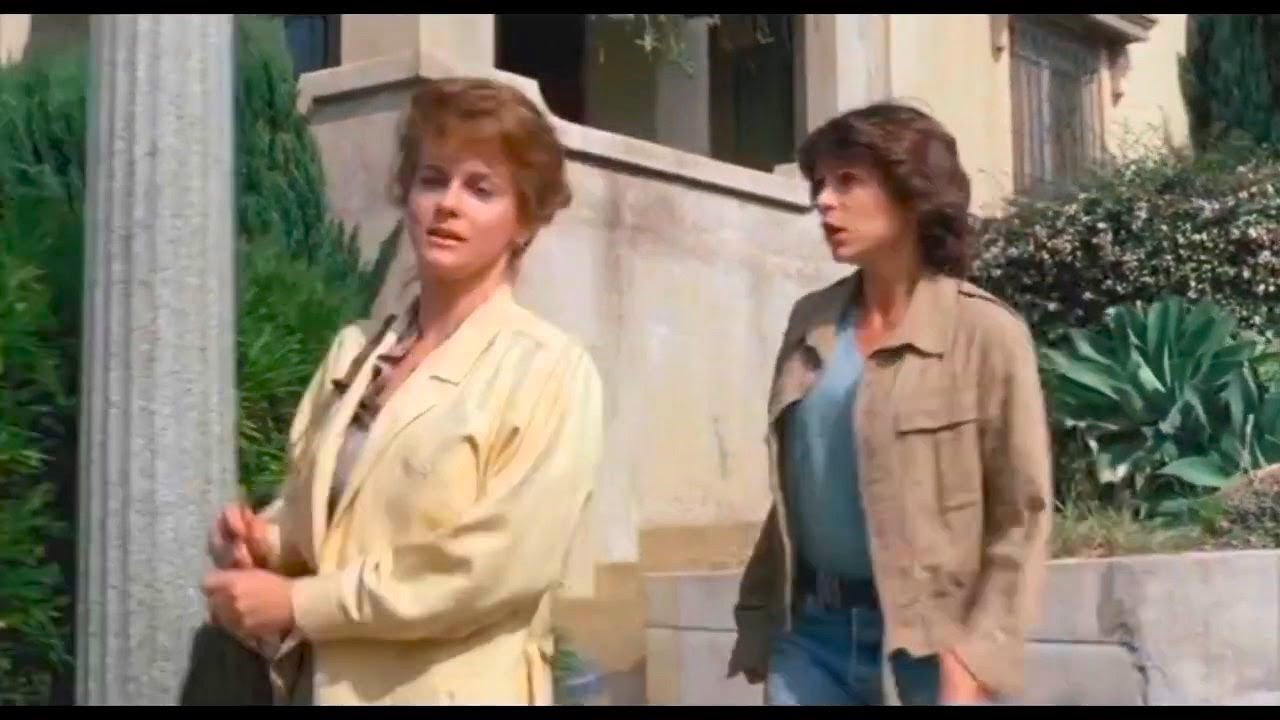 I OUGHT TO BE IN PICTURES (1982) Clip - Ann-Margret and Dinah Manoff