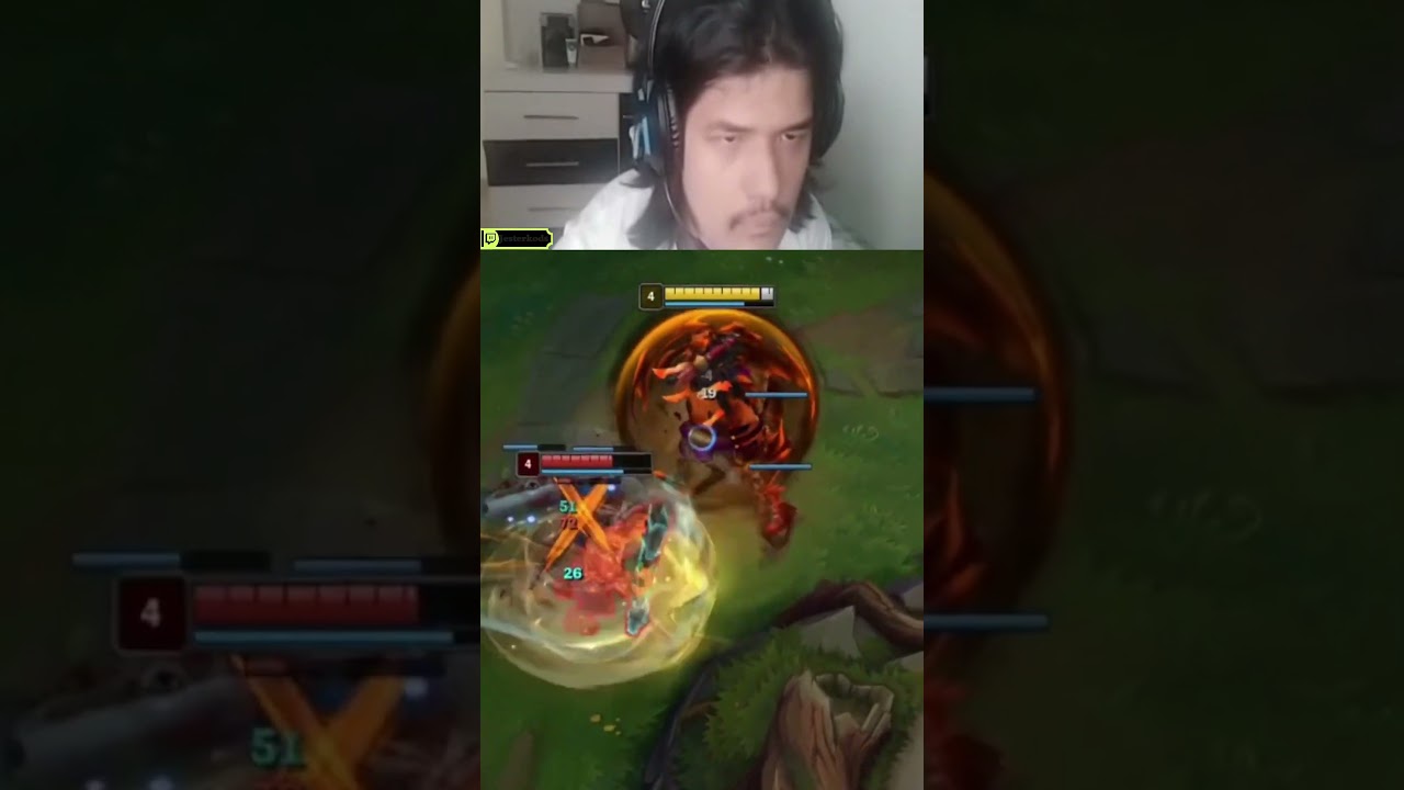Volibear amassando K'sante tranquilamente 