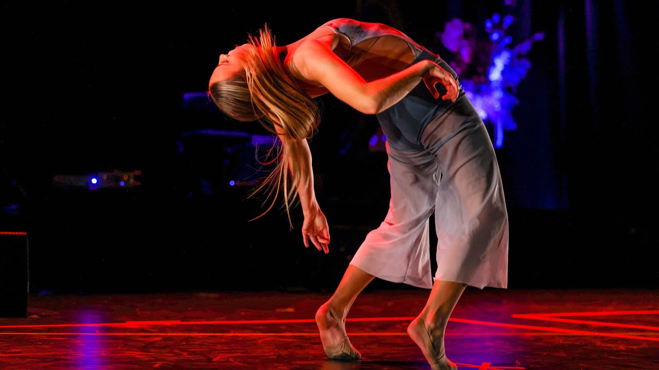 Beth Pert VCE Top Class/Top Acts dance solo (composition) - &lsquo;Mould&rsquo;