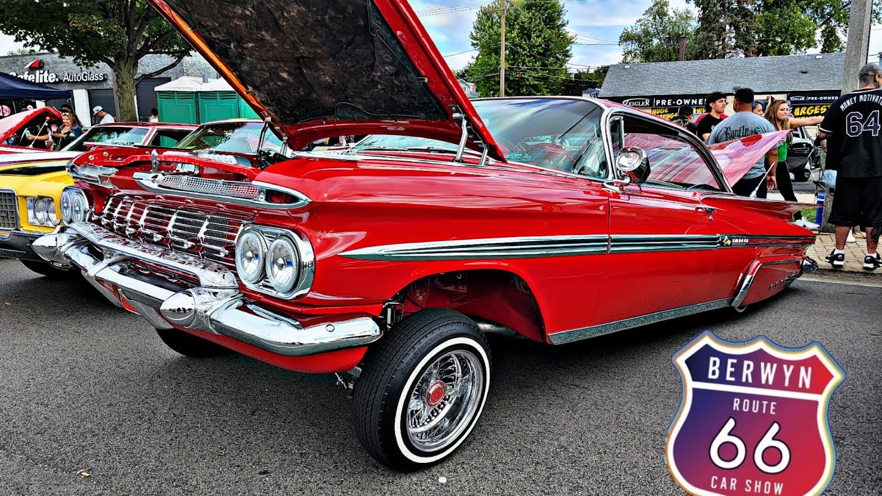 Berwyn Route 66 Car show with over 700 cars!