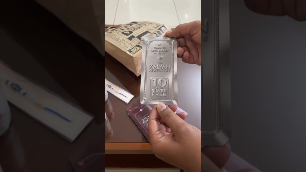 Tym razem Swiggy Instamart nas zaskoczył! Dostaliśmy kupon na srebrną monetę o wadze 10 gram&oacute;w od jubilera Kalyan.
