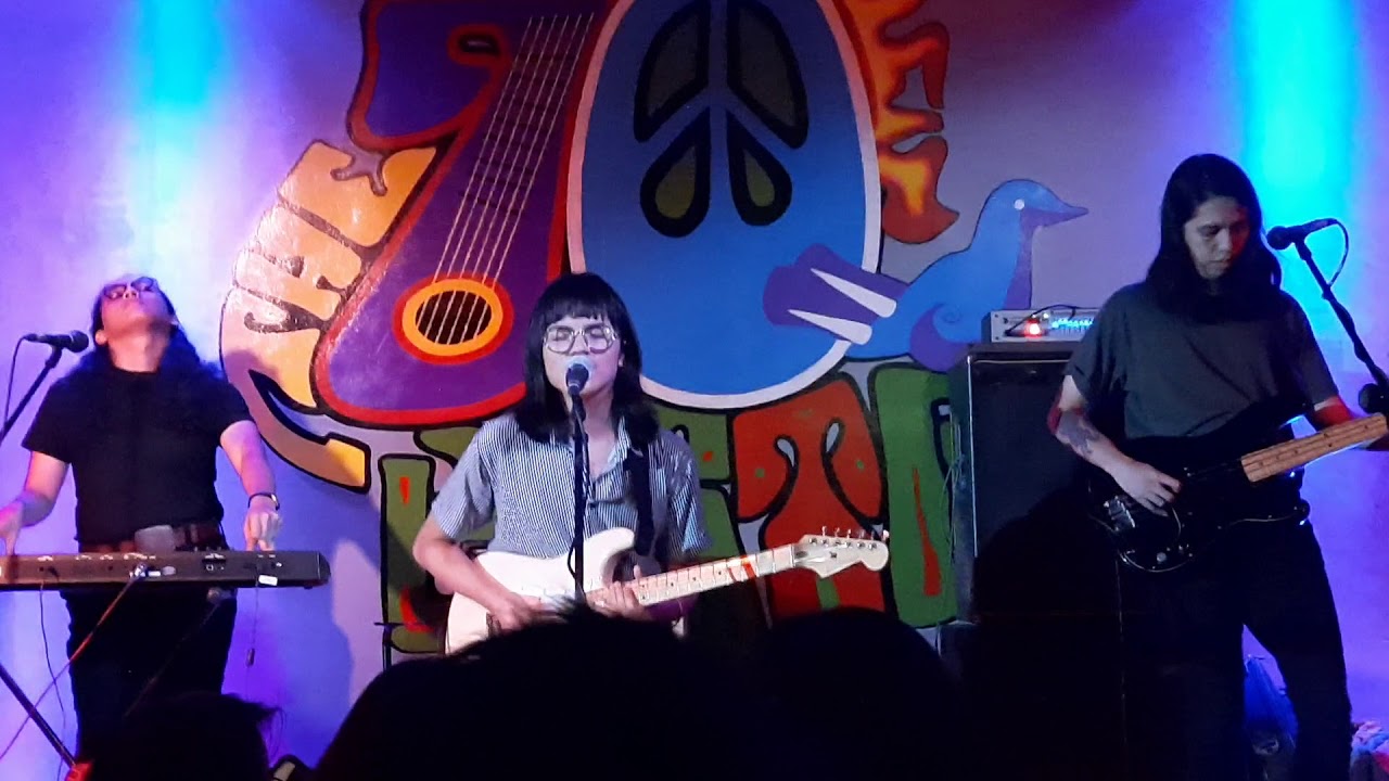 Huwag Ka Sanang Magagalit - UNIQUE (The 70's Bistro)
