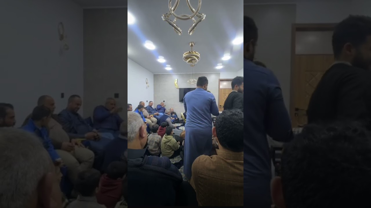 المداح السيد حسين الطربولي في بيت السيد عبد القادر الطربولي 