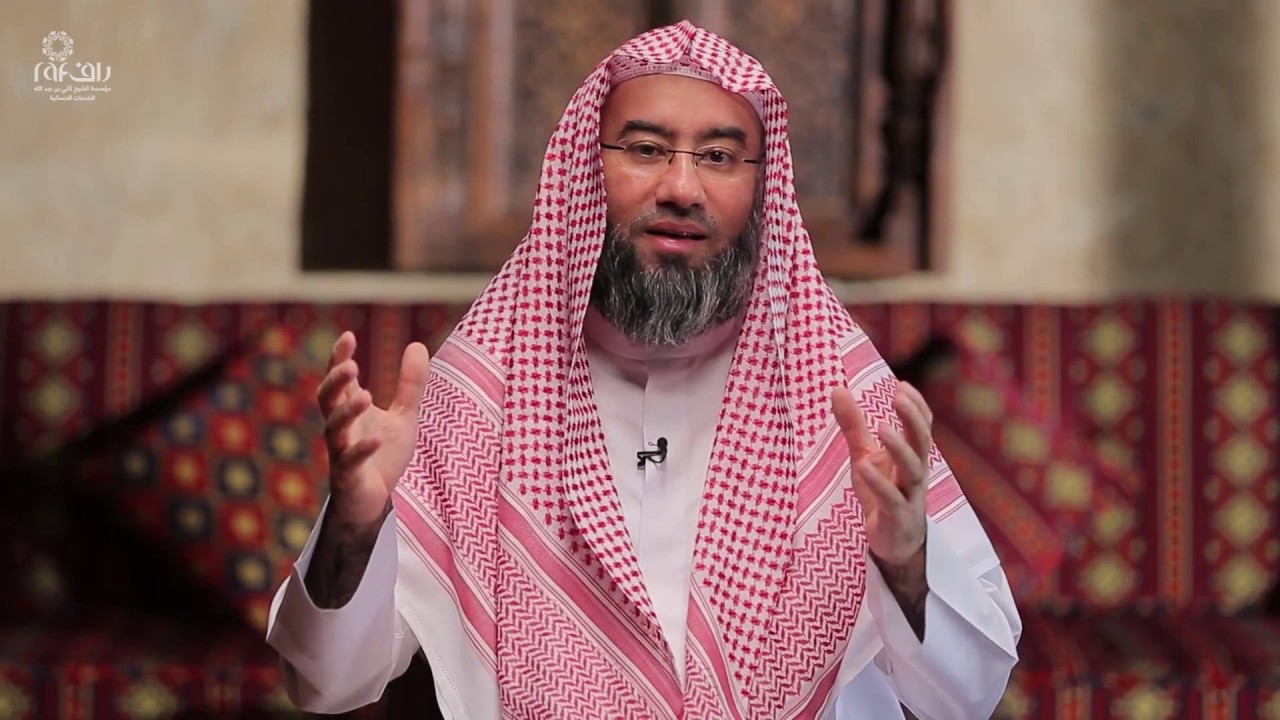 ما رأيك تزور دار المسنين وتجلس مع كبار السن وتستمع لهم !