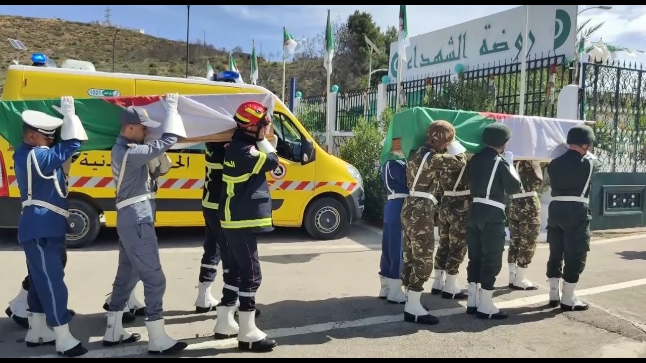 سوق أهراس : إعادة دفن رفات شهيدين بمناسبة الذكرى الـ67 لمعركة سوق أهراس الكبرى