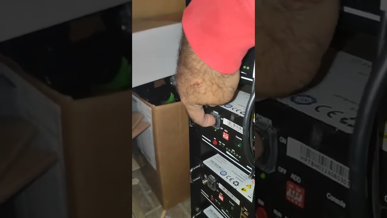 Come Riavviare Inverter Zucchetti Azzurro e Batterie accumulo Pylonthec US 2000