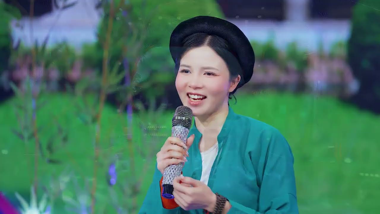 Nghe “Về Quê” Giữa Thành Phố Đông Người… |   Minh Thương Cover