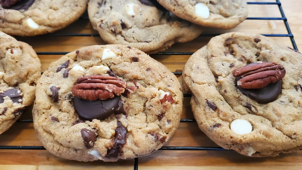 Triple Choco Nut  cookies