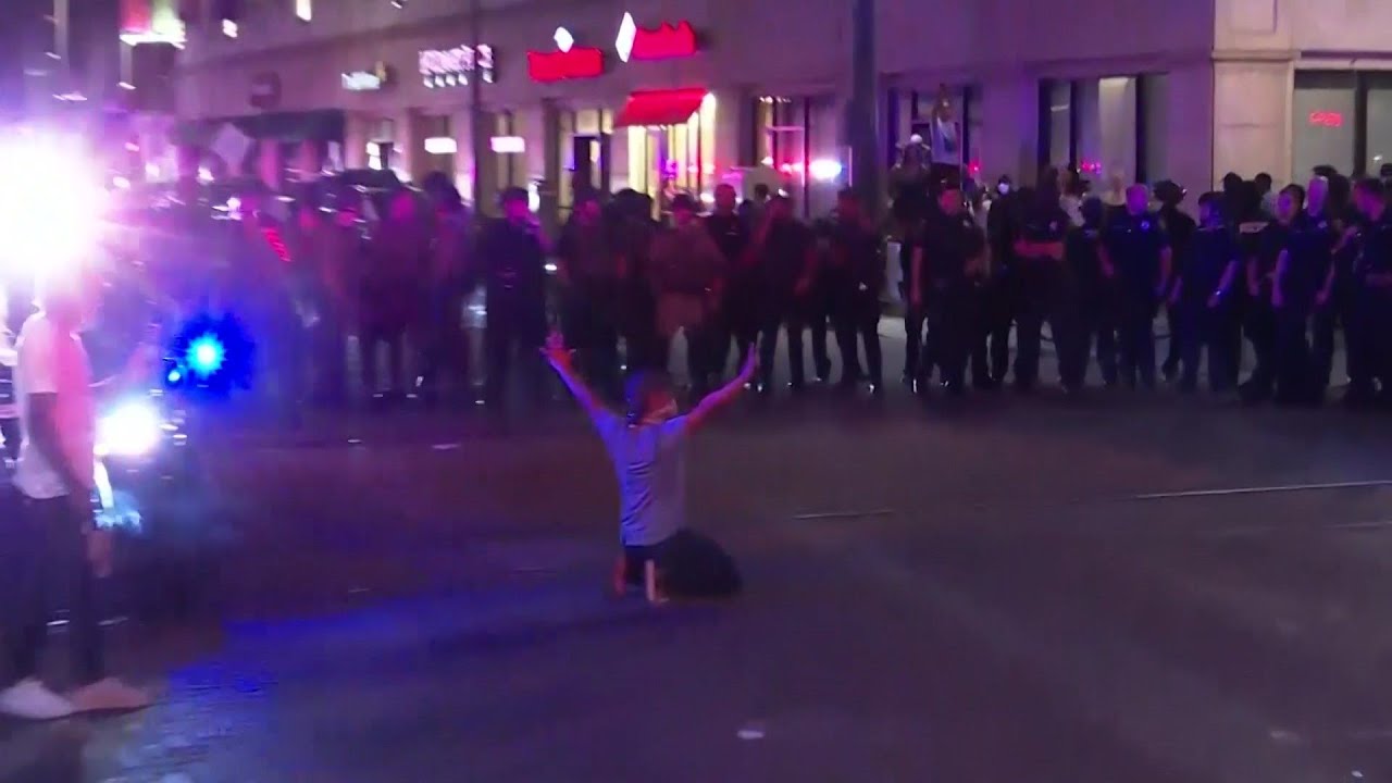 Police brutality protests continue for second day in Houston, as community seeks justice for Ge...