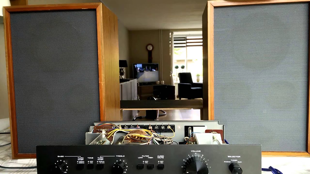 Akai AM-2400 test after recap