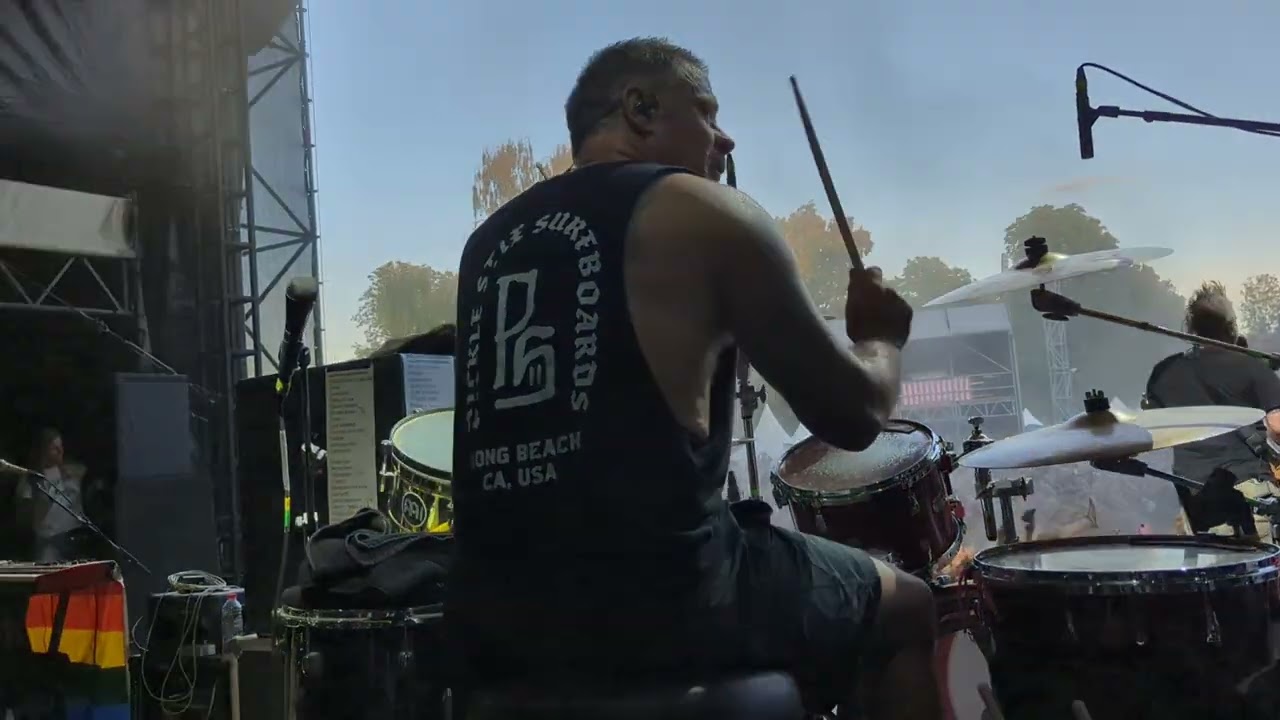 NOFX - Linoleum (final Germany show) live at Zitadelle Spandau, Berlin 09/06/24