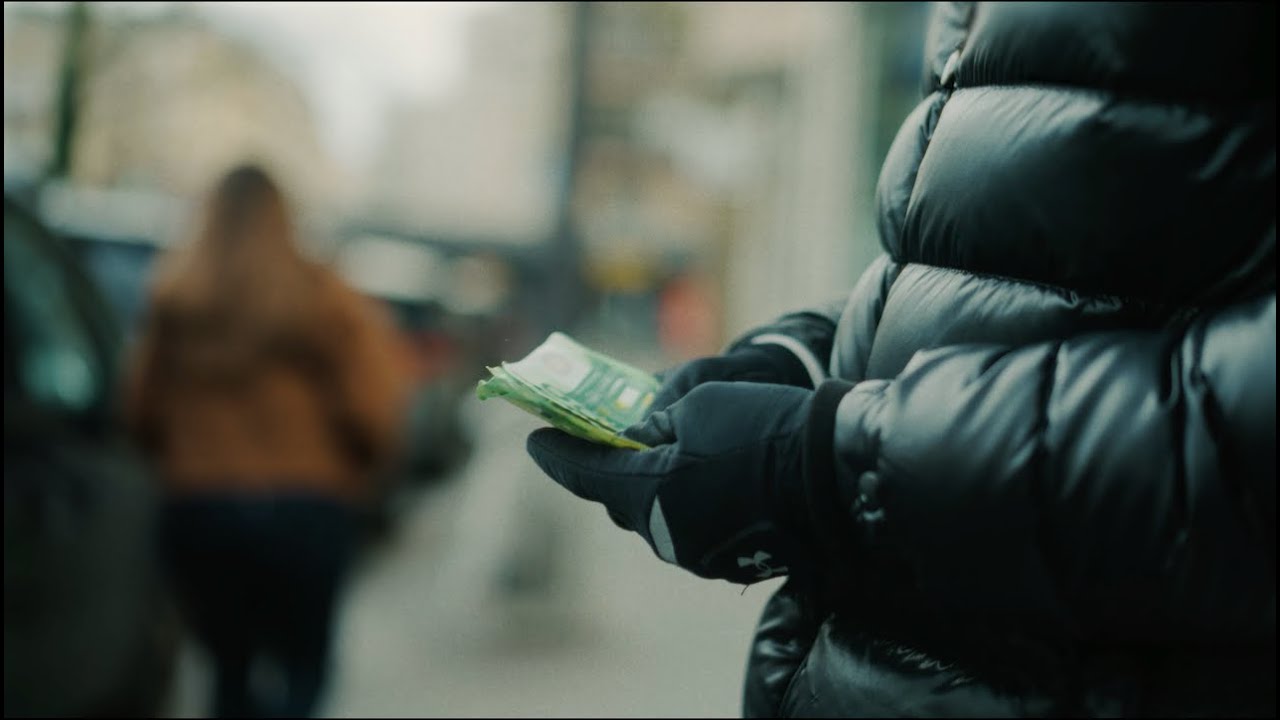 MITRAILLETTE - RÉEL STORY (Clip officiel)