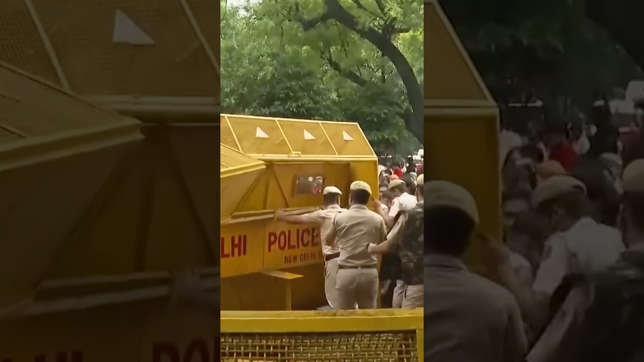 Protests Erupt in India&rsquo;s Capital Over Education Crisis