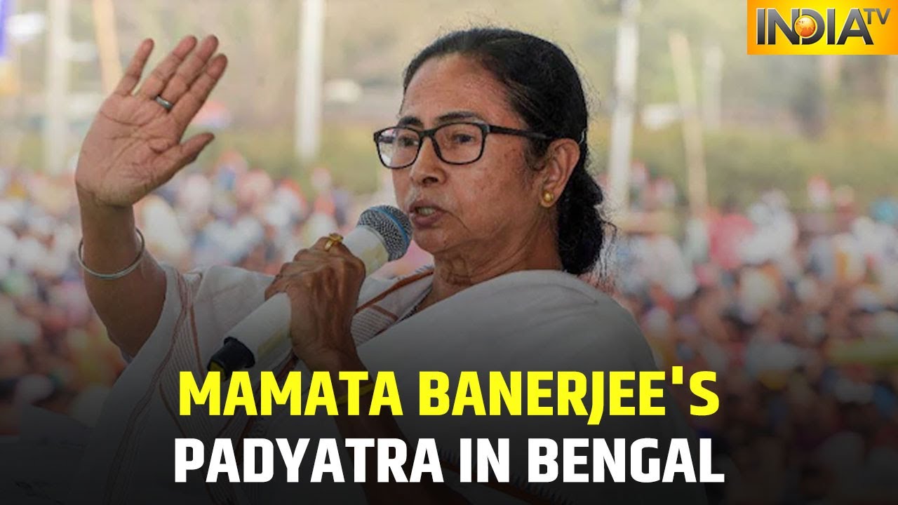 Bengal CM Mamata Banerjee Takes Out 'Padyatra'  In Kolkata, Huge Crowd Of Women Follows Mamata
