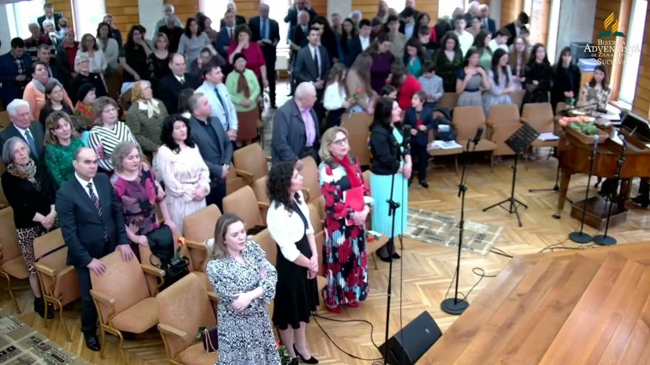 Ca'ntr-un colt de cer -  Imn cu sala 