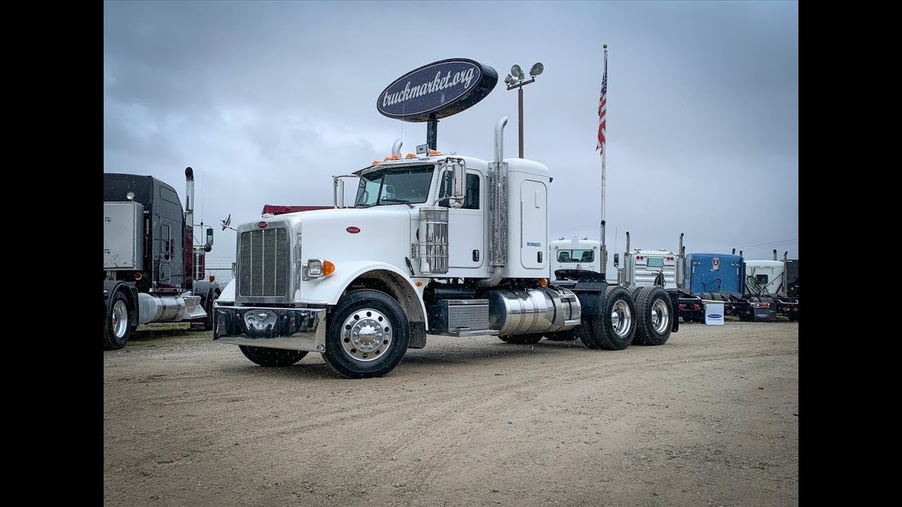 2013 Peterbilt 367 Sleeper Truck