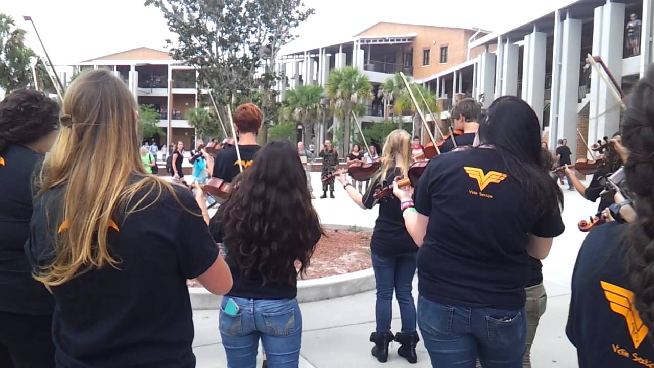 UHS orchestra flash mob.