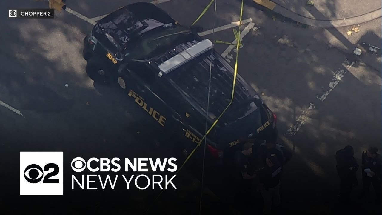 Jersey City police didn't know gunman was shooting at them at first, witness says