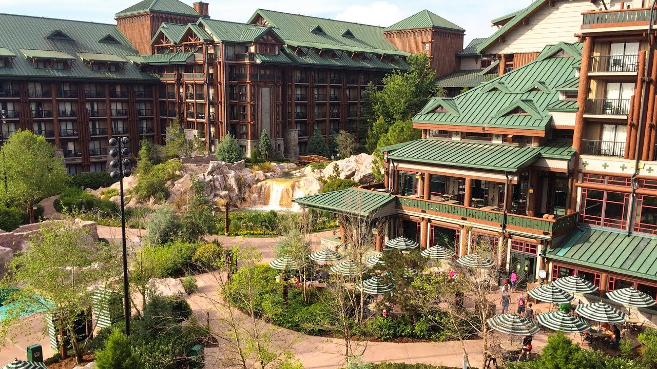 [4K] Disney's Wilderness Lodge | Disney Deluxe Resort Hotels