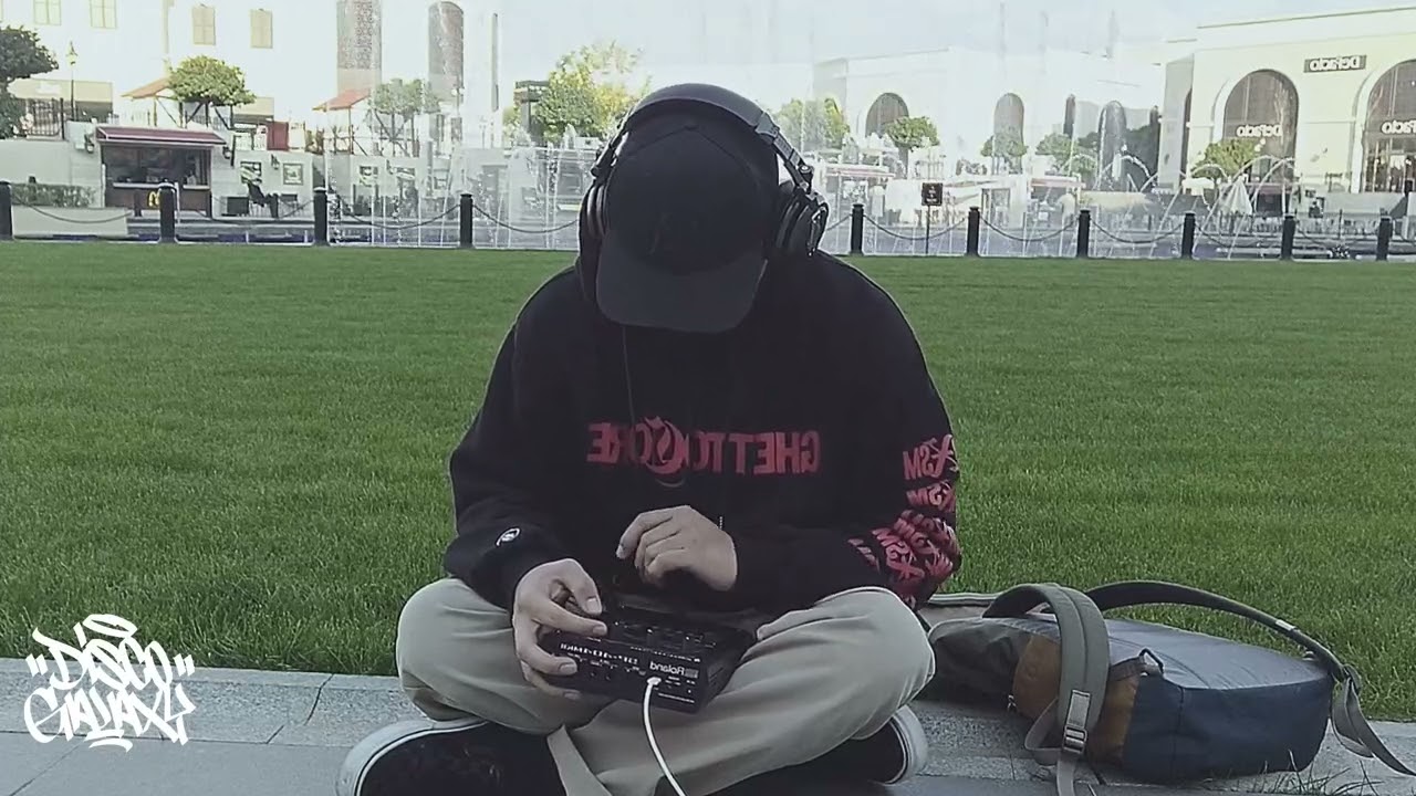 Out of (Roland sp 404 mk2)#sp404 #sp404mk2 #boombap #hiphopproducer #beatsampler