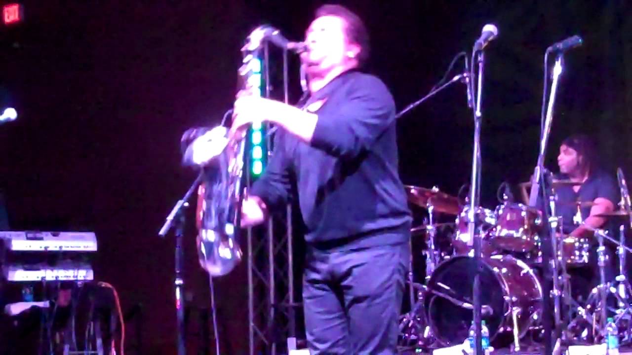 Richard Elliot performs When A Man Loves A Woman live at The Three Tenors Event