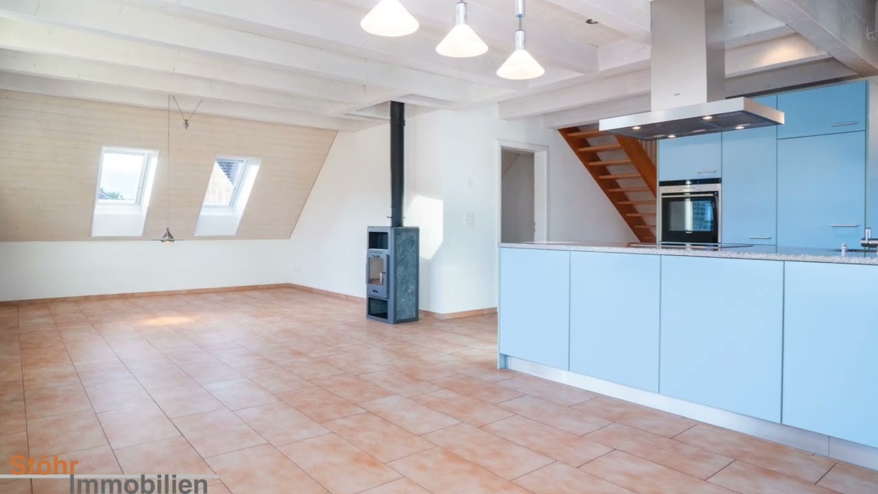 Unter dem Dach – Charmante 3.5-Zimmer-Dachwohnung mit Galerie