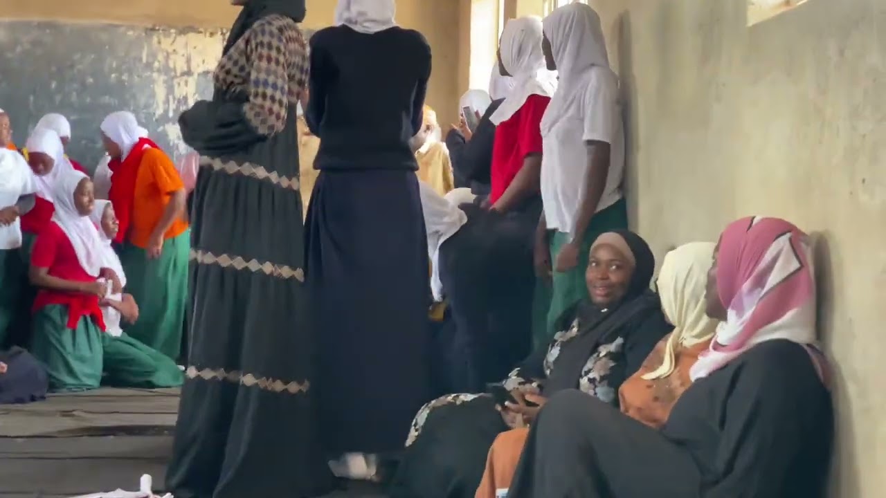 Bakyekoze Abayizi Ba Mbogo College Sch K’la Matali Group Ebakyamudde Kibadde kika@ Khalifah Haruna