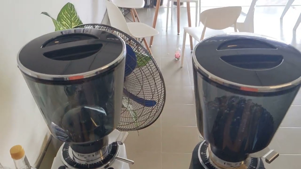 เปรียบเทียบ Typhoon s70 v2 กับ s70 v3