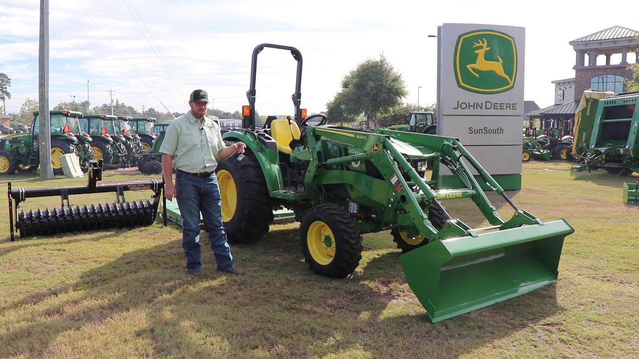 John Deere 4 series Tractor