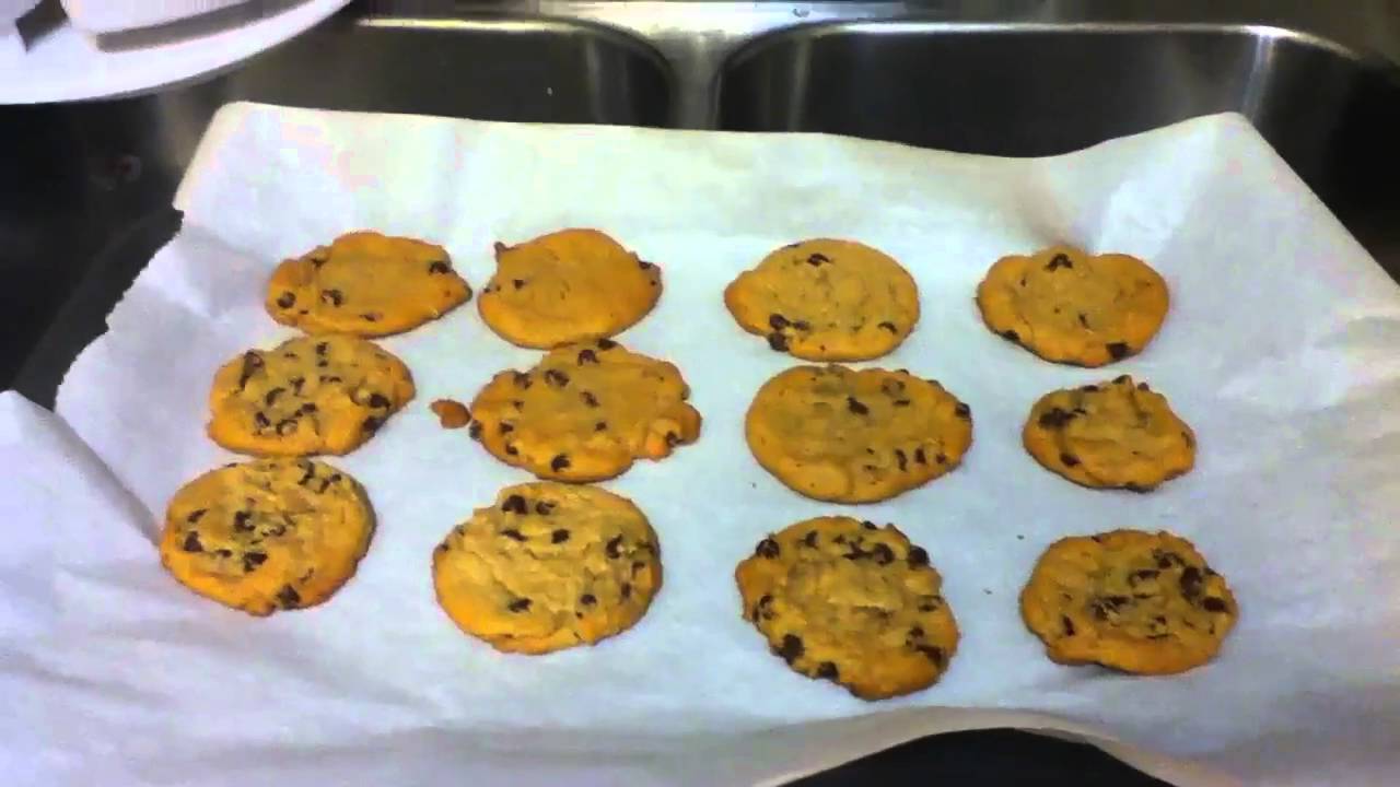 Baking Cookies w/ Elimarie (part 1)