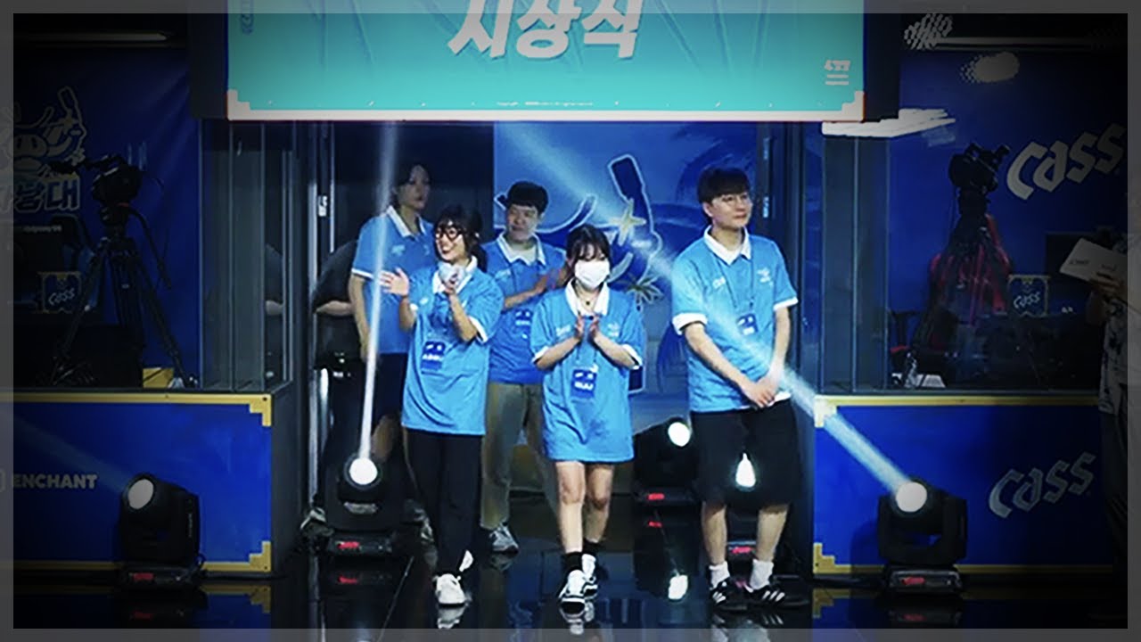 그러나 이 사진이 표지로 사용되는 일은 없었다..【자낳대 결승】