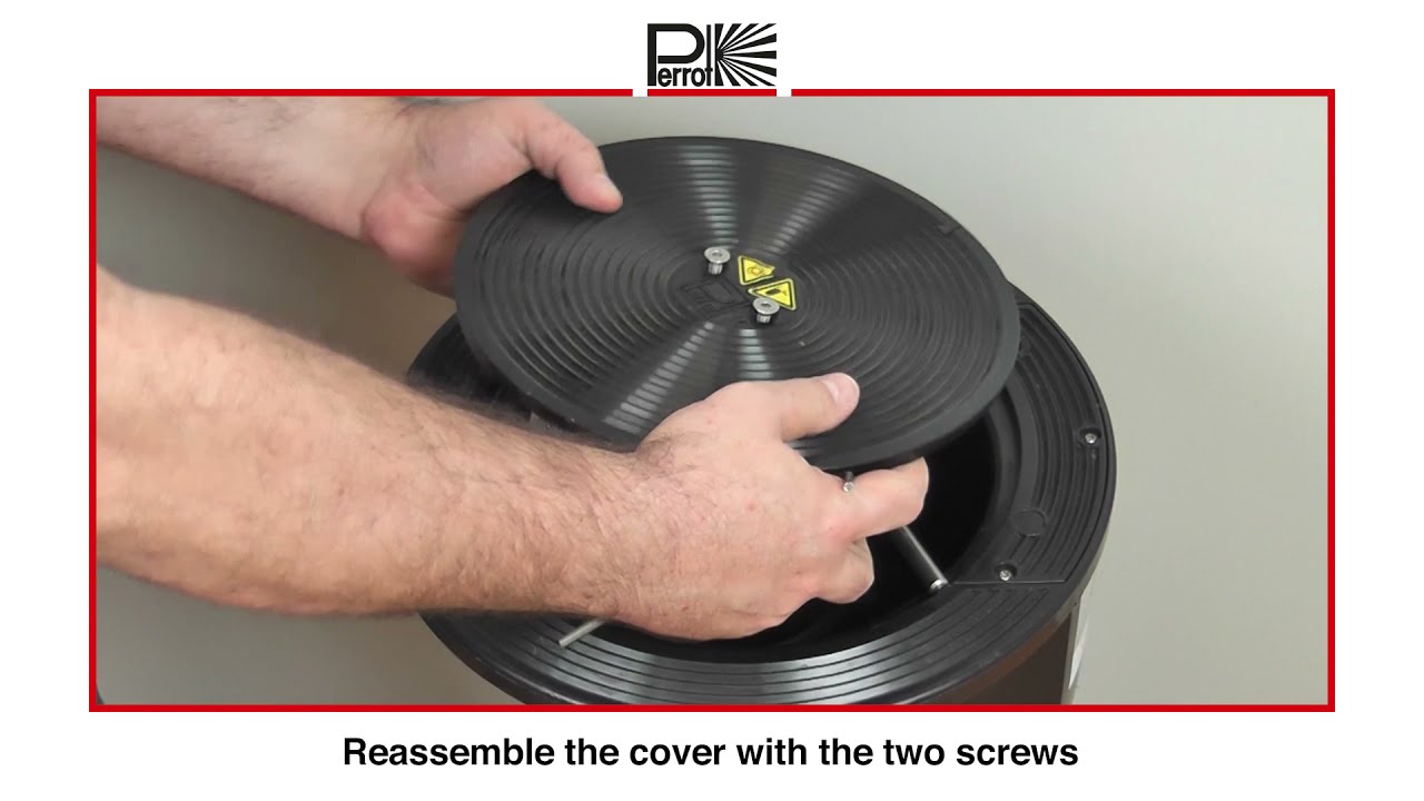 How to tighten the piston cover of a Perrot VP3 pop-up sprinkler