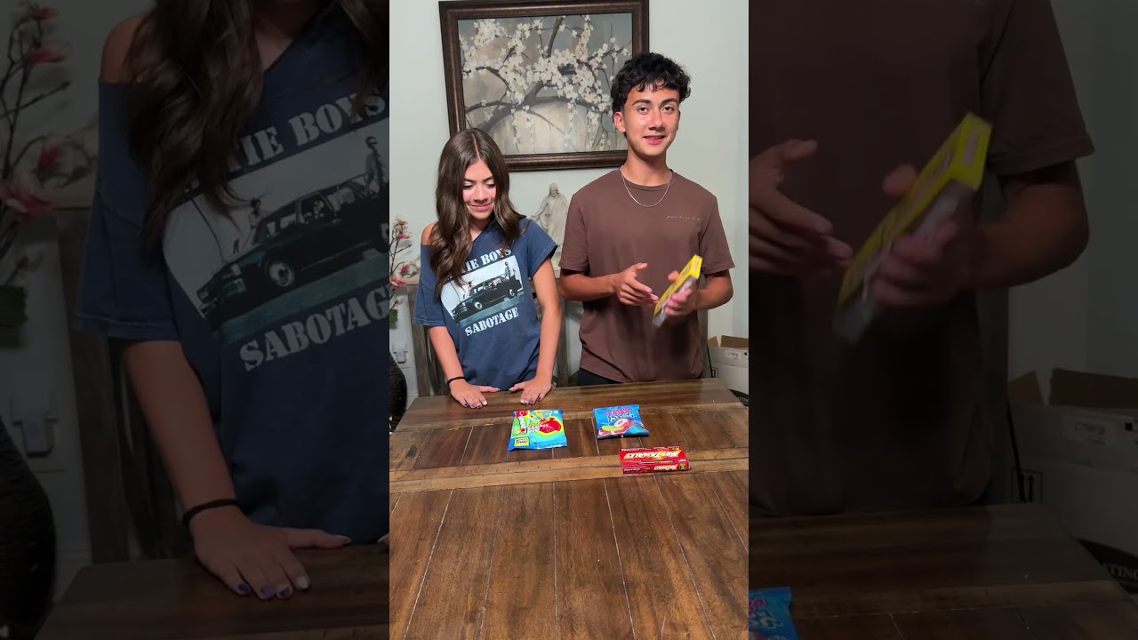 CANDY GRAB! Emberlynn vs Elijah! Who&rsquo;s going to win? #funnyfamilygames #familygames #phillipsfambam