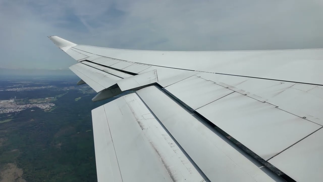 4K | Pushback - Taxi - Takeoff | Lufthansa 747-400 Frankfurt