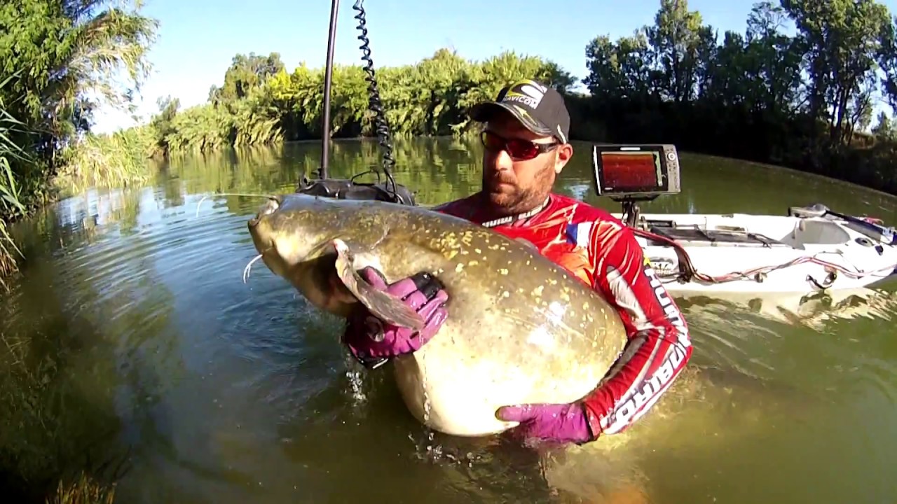 Extreme Kayak BIG SILURE Combat !!!