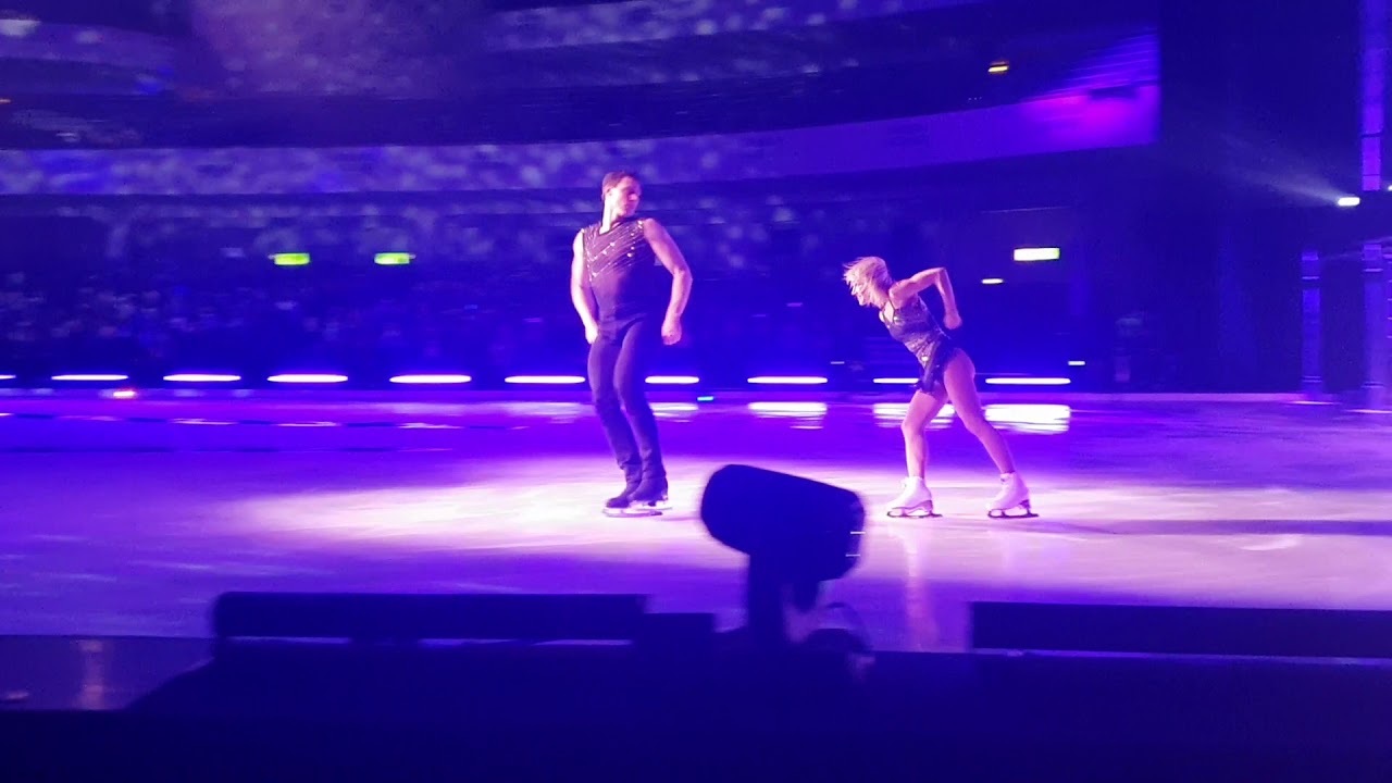 Holiday on Ice - SHOWTIME - Aljona Savchenko & Bruno Massot“ #1