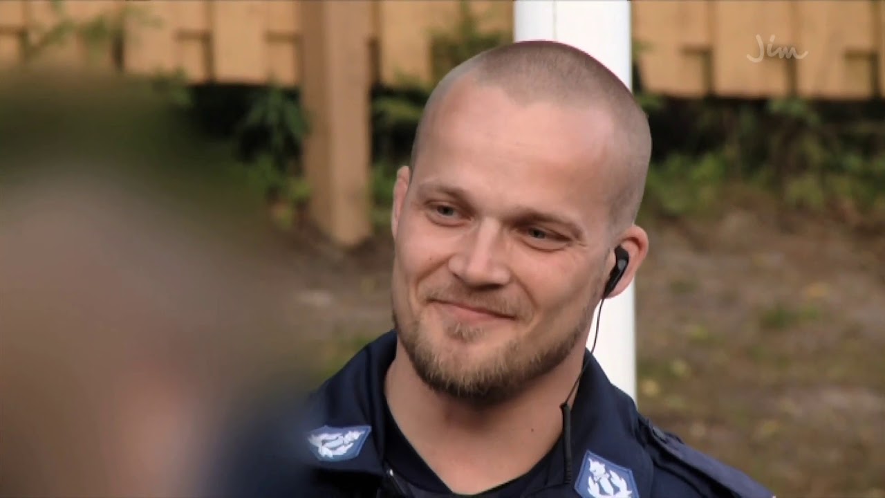 Poliisit Kuopio - Saatananpalvoja juo naudanverta