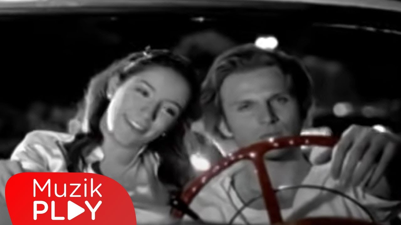 İrem - Git (Official Video)