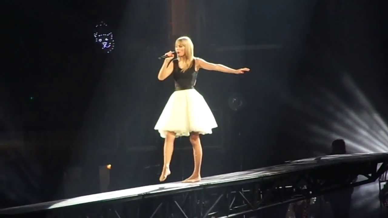 Taylor Swift - Treacherous (Red Tour at Staples Center 8/24/13)