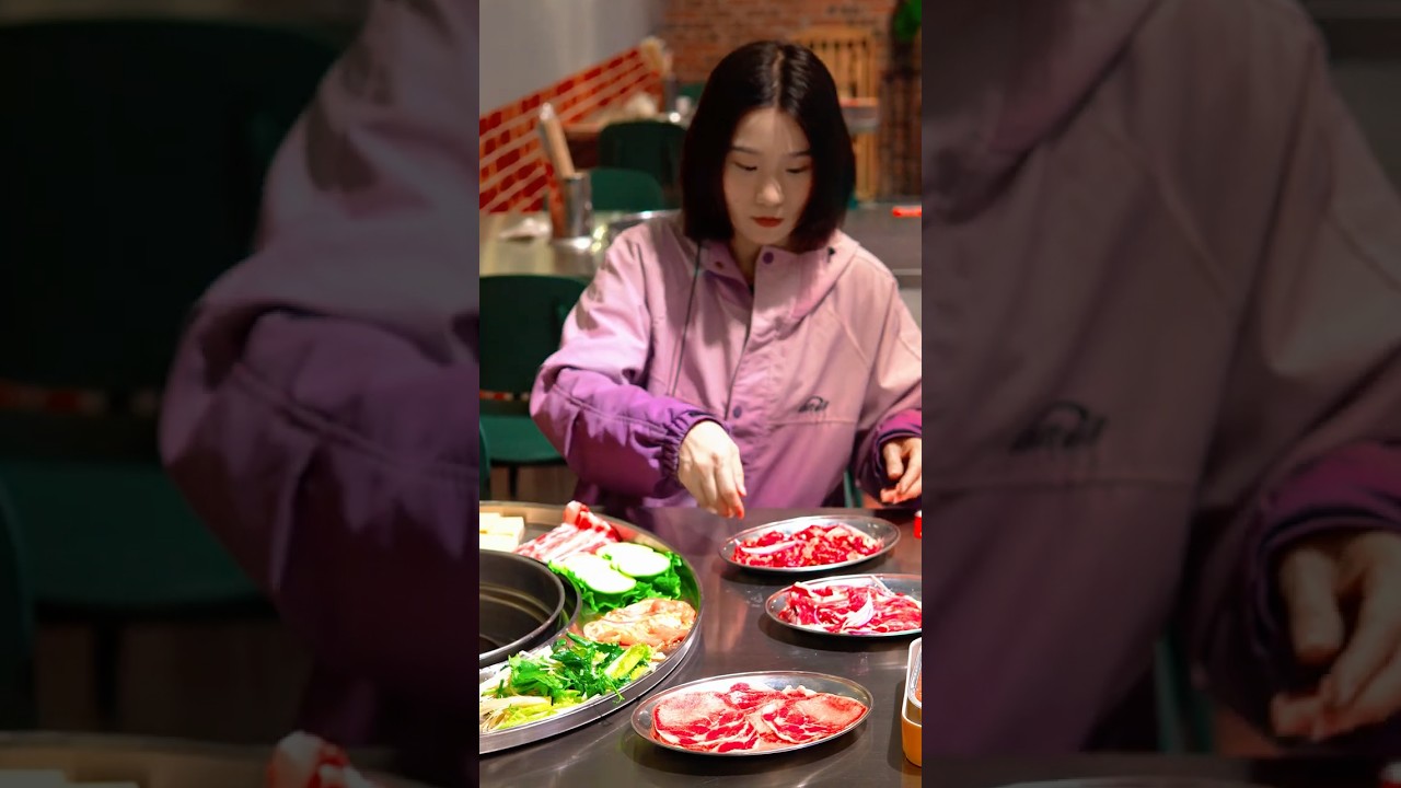 I used to think that only the food here could move me, until I met her again.