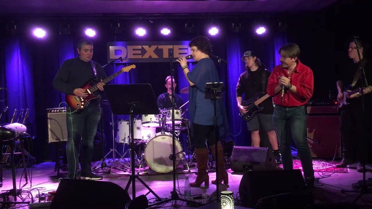 Dexter Blue Monday Blues on Dec. 11th. 2023 Camilla Lindstr&oslash;m & Lau Mortensen visiting Dexter.