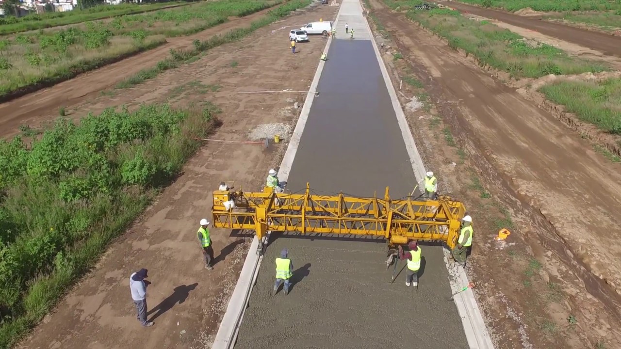 PAVIMENTACION CON GOMACO C450
