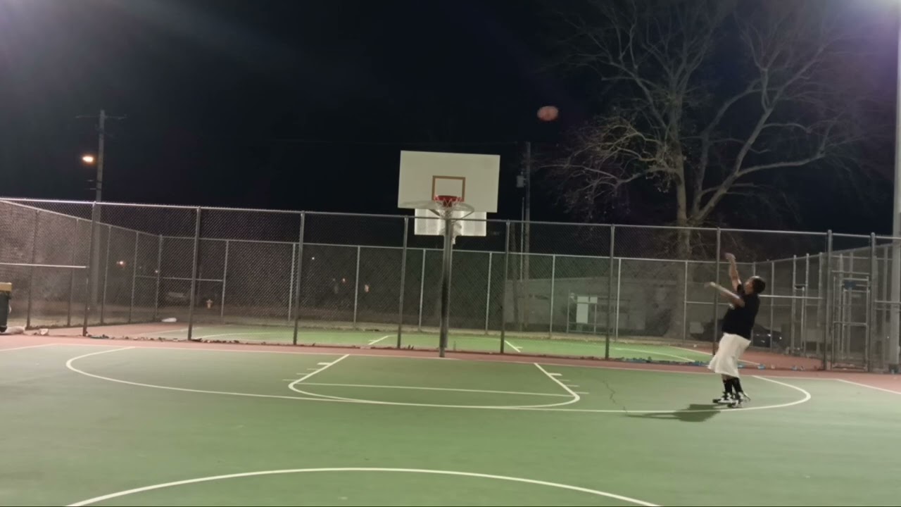 Practice on mid range in Madison, IL. (50% shooting)