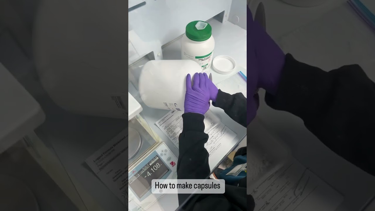 How a Compounding Pharmacy Formulates Capsules