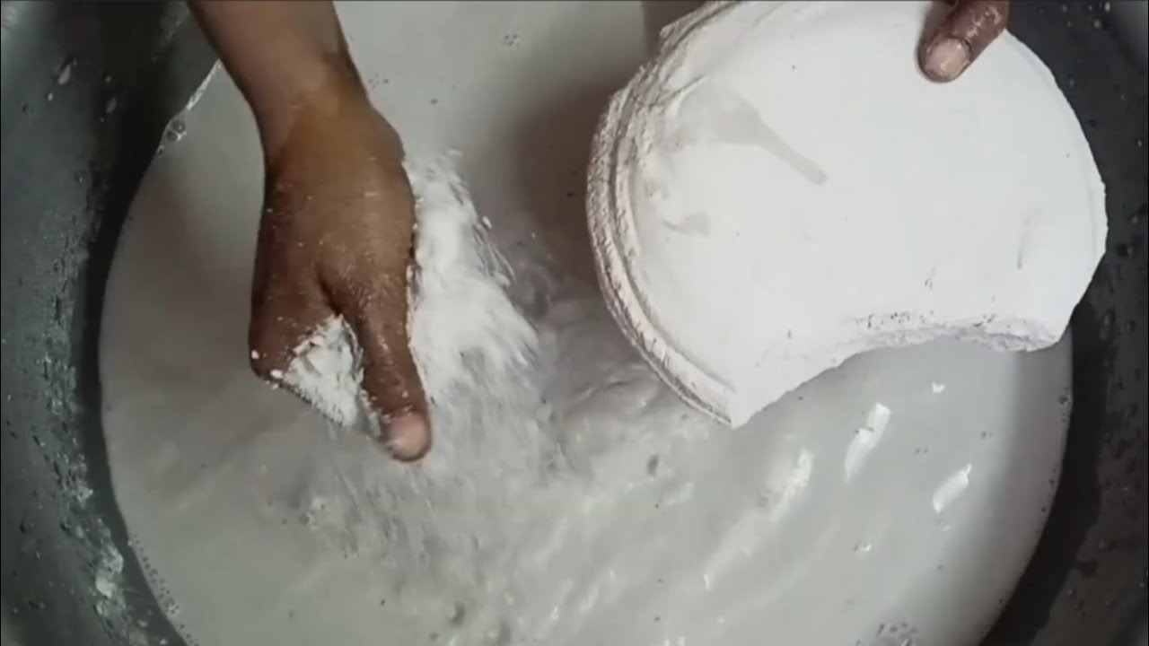 Soft Crunchy Dusty White🤍Cement Crumbling in 💦 & Paste Mixing/Playing ASMR