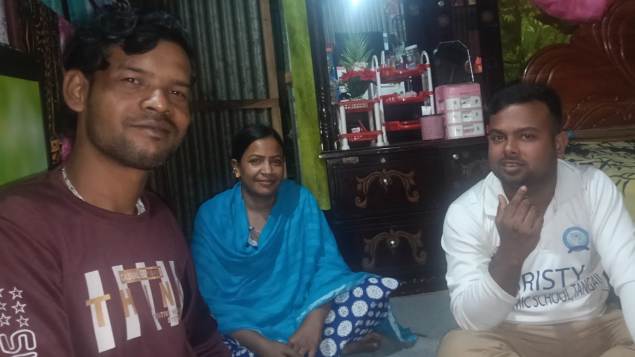 নায়িকা নুরী আপুর বাসা থেকে লাইভে আছি 🔴