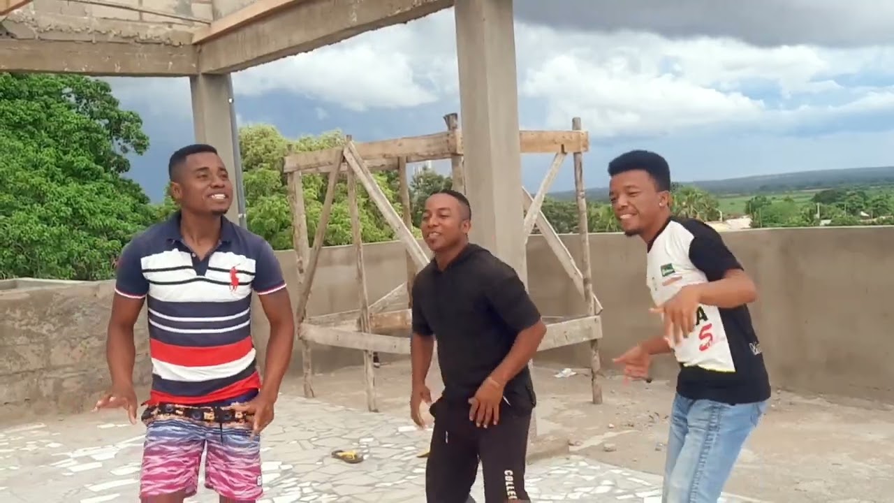 Mon Ami de Tsiribihy ( Tsiribihy) vazo Tsiribihy. nouveauté 2023